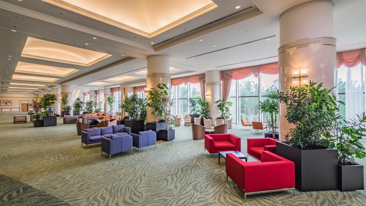 ホワイエ（ロビー）