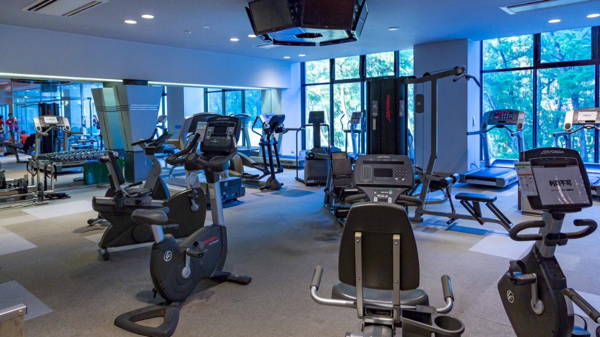 フィットネス 一ツ葉