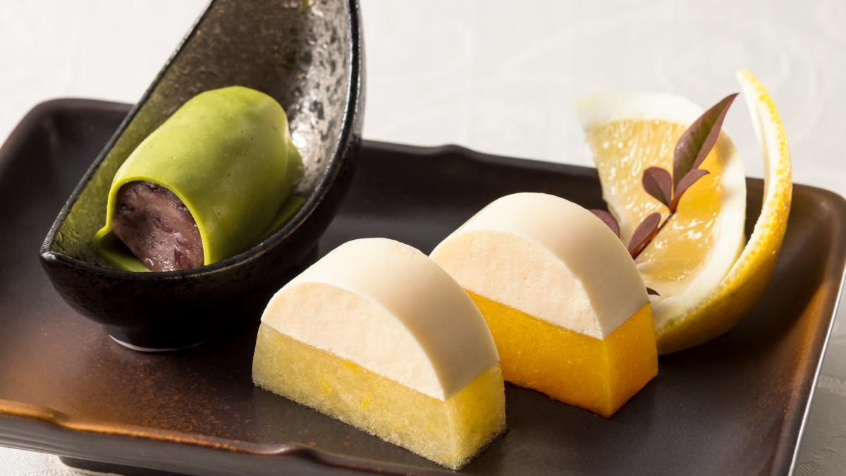 マンゴーと日向夏の淡雪かん お餅と餡子 抹茶のパンナコッタ包み