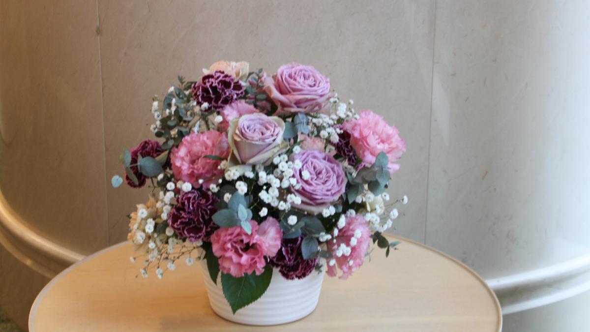 フラワーアレンジメント8,800円