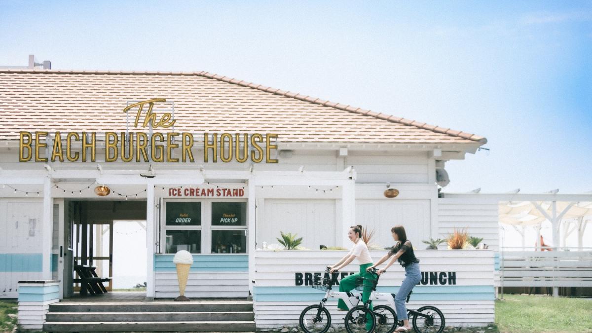 The BEACH BURGER HOUSE