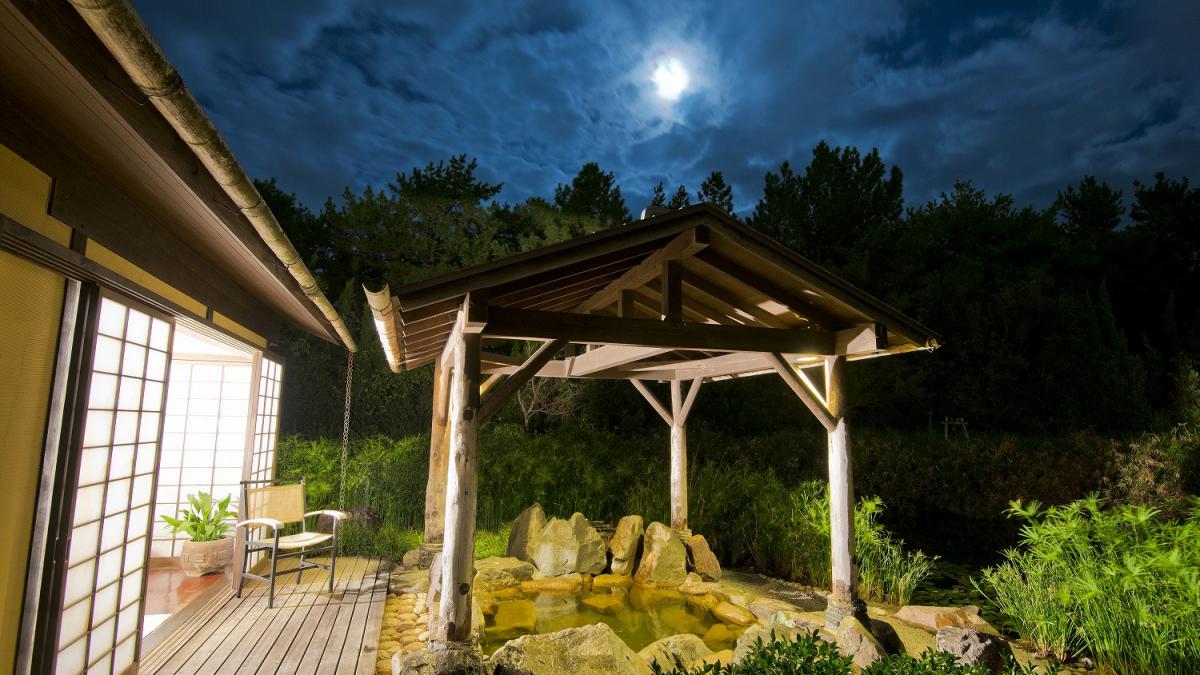 温泉施設「松泉宮」