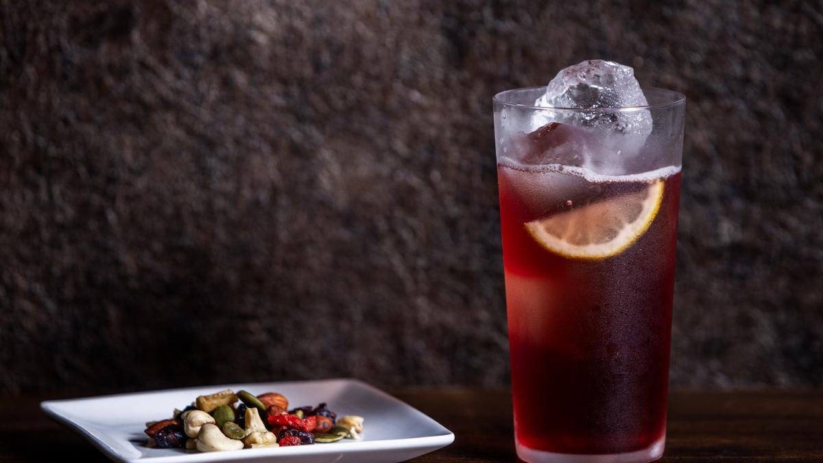 カクテルラウンジ「パシフィカ」