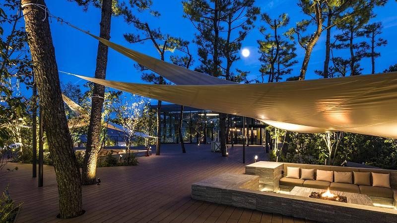 焚火のリビング