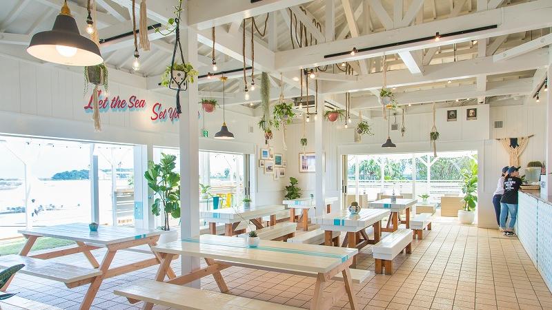 The BEACH BURGER HOUSE