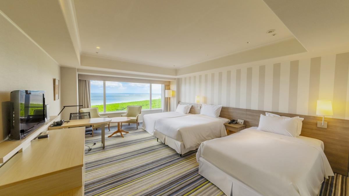 デラックストリプル