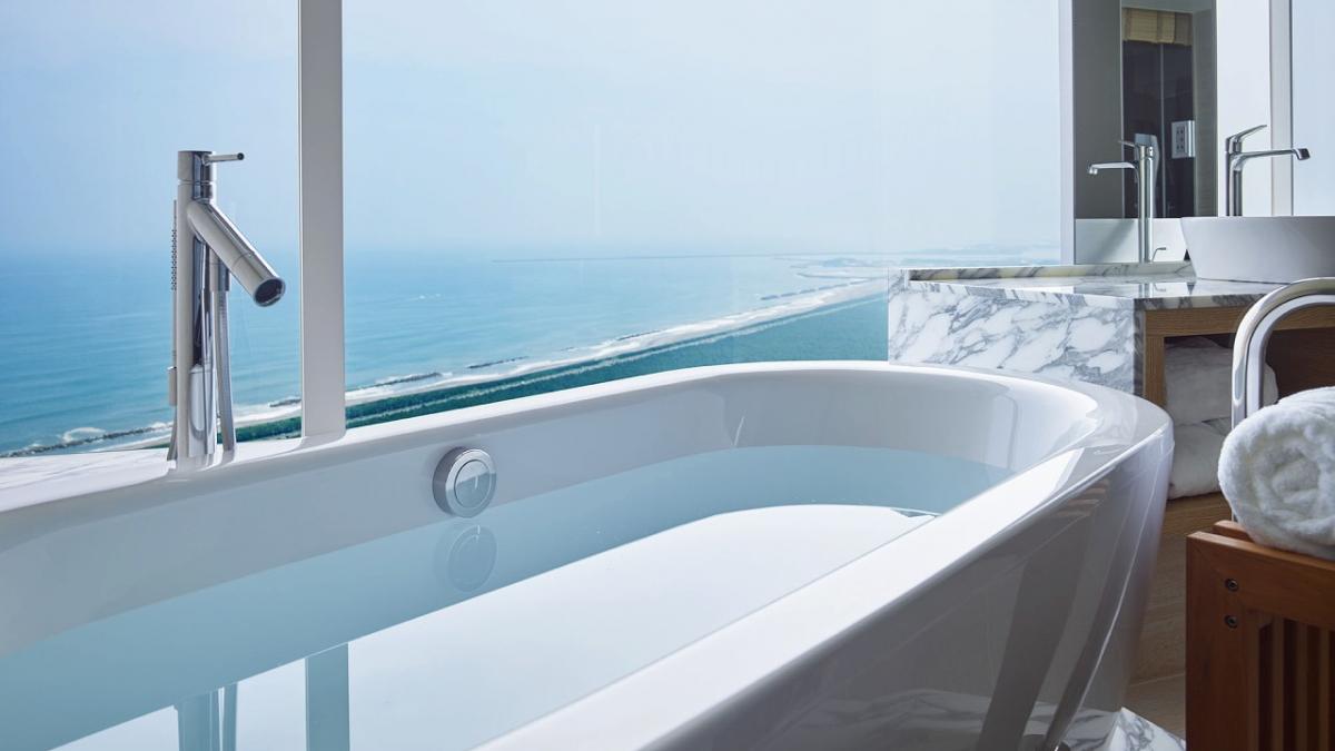 クラブスイート・グランドビューバス室内7