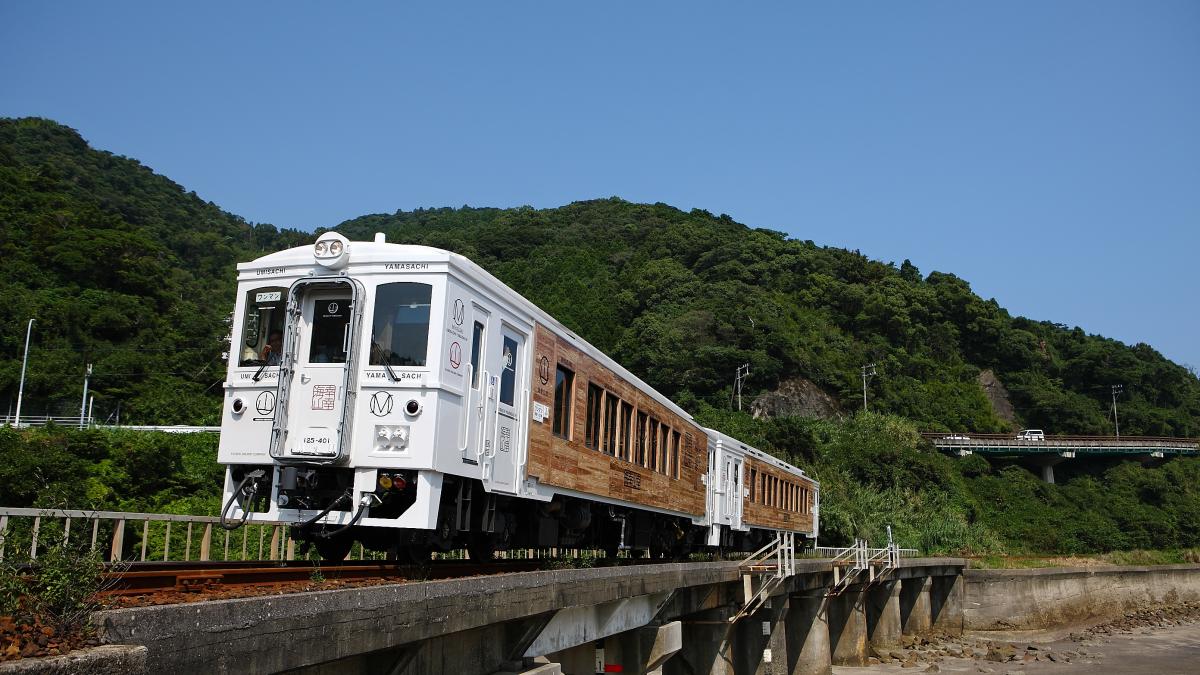 観光列車　海幸山幸