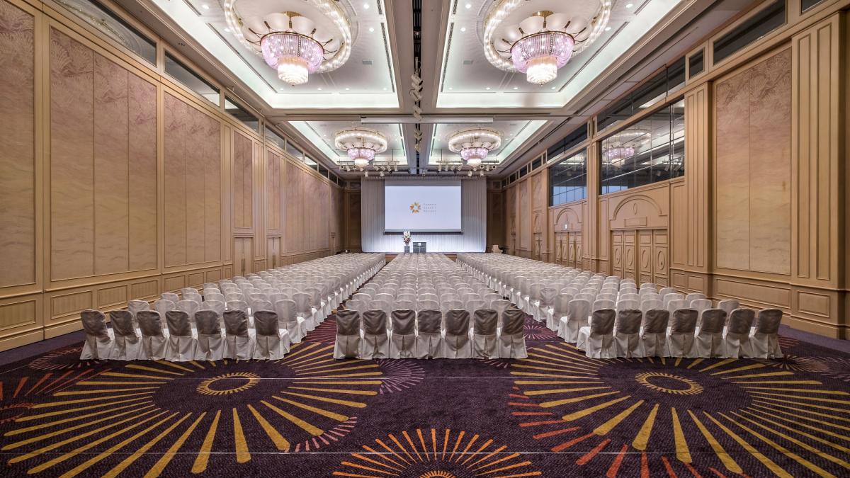 サミットホール （1/3 蘭玉）