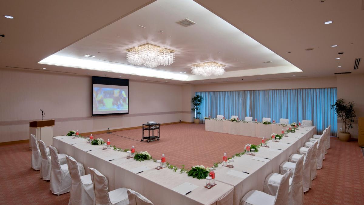 小会議室 アイボリー