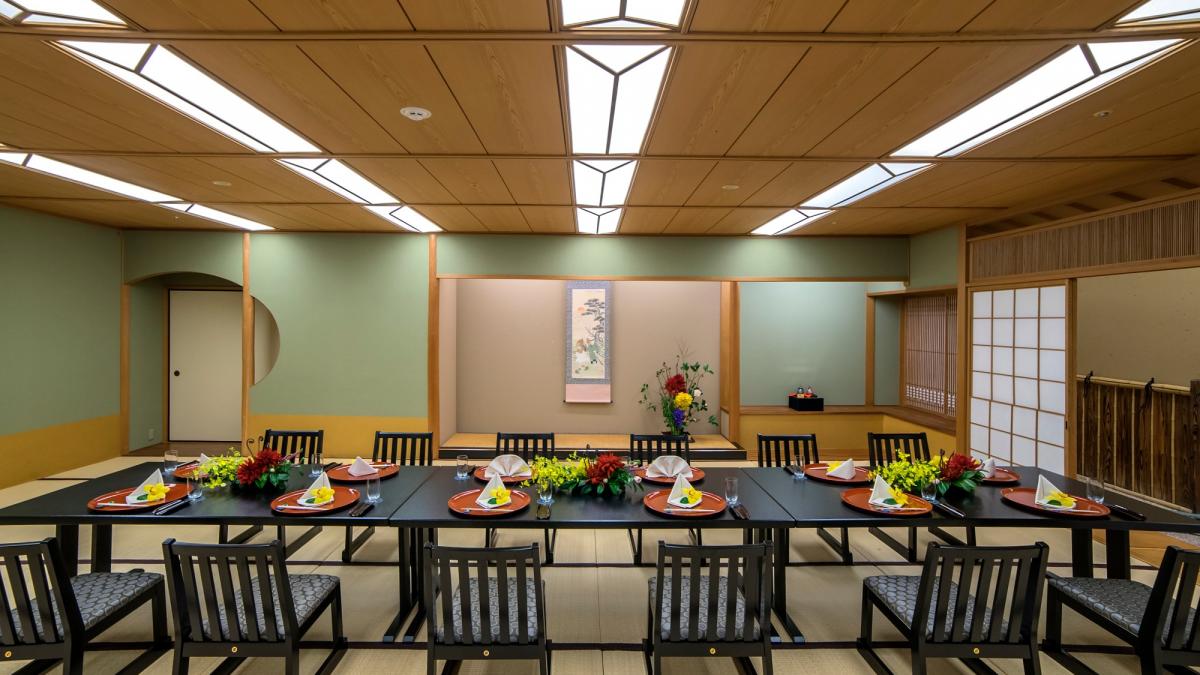 料亭四季乃 春隣