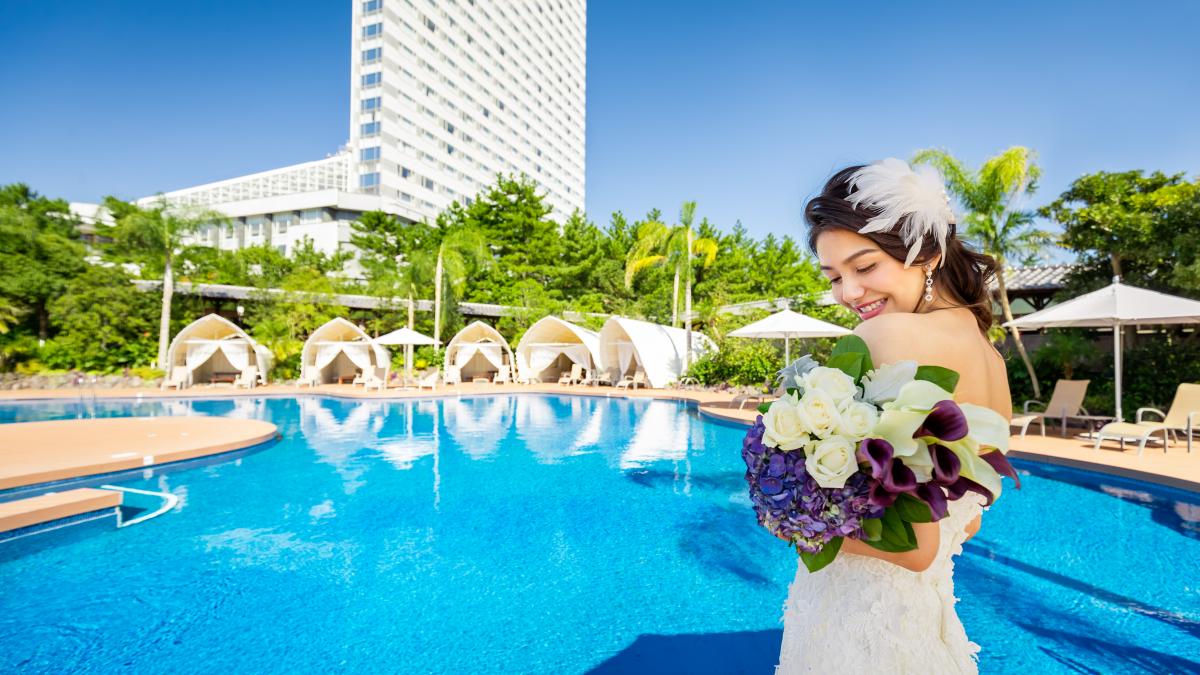 ガーデンプールウエディング