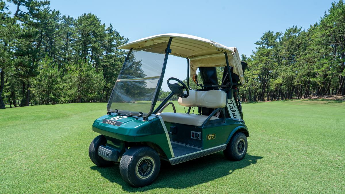 フェニックスカントリークラブ乗用カート