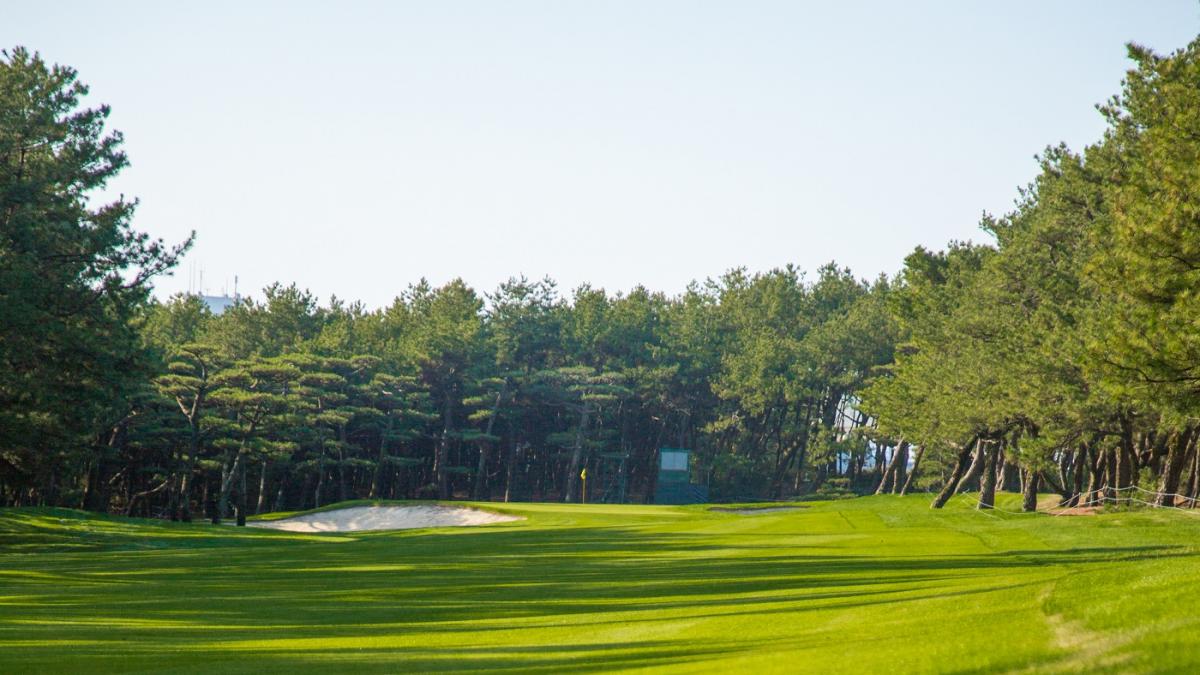 住吉コース　Hole 5 Par 4