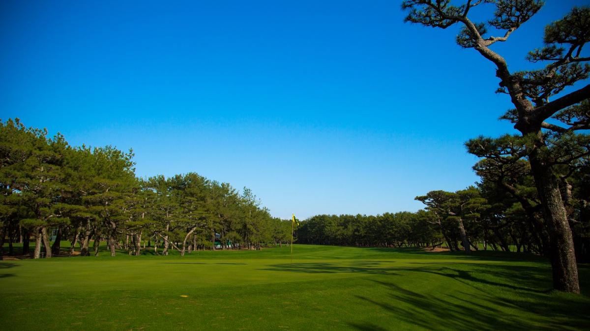 住吉コース　Hole 7 Par 4