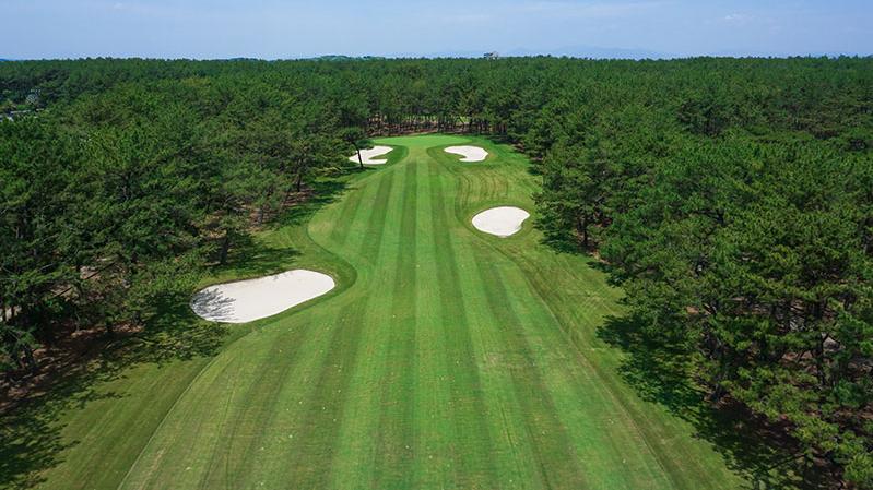 日南コース　Hole 4 Par 4